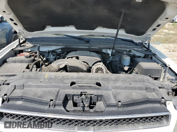 2011 Chevrolet Suburban LT with VIN 1GNSKJE39BR224014, listed as a Copart auction lot 63643594 with 201,026 mi miles and Salvage Title. Bid and sale history available at carsss.com. Image 11.