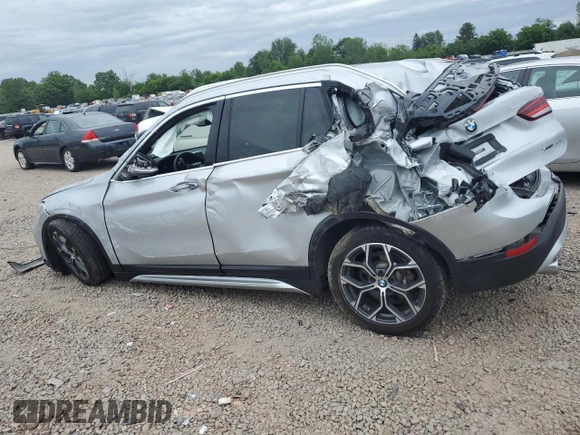 2020 BMW X1 xDrive28i с VIN WBXJG9C03L5P43018, выставлен на аукционе Copart как лот 61079135 с пробегом 45 750 миль миль и Списание • Salvage title. История ставок и продаж доступна на DreamBid. Изображение 2.