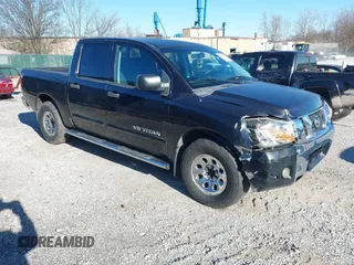 2008 Nissan Titan SE with VIN 1N6BA07DX8N310456, listed as a IAAI auction lot 41296328 with 281,767 mi miles. Bid and sale history available at carsss.com. Image 1.