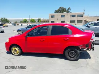 2011 Chevrolet Aveo 1LT z VIN KL1TD5DE0BB151956, wystawiony jako IAAI lot #42328720 z przebiegiem 115 765 mil mil oraz . Historia ofert i sprzedaży dostępna na DreamBid. Obrazek 15.