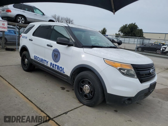 2013 Ford Utility Police Interceptor with VIN 1FM5K7AR5DGC92582, listed as a Copart auction lot 45732165 with 184,194 mi miles and Clean Title. Bid and sale history available at carsss.com. Image 4.