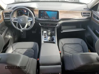 2025 Volkswagen Atlas SE with VIN 1V2WR2CA0SC505701, listed as a Copart auction lot 58421425 with 16,211 mi miles and Clean title. Bid and sale history available at DreamBid. Image 8.