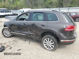 2016 Volkswagen Touareg Sport z VIN WVGEF9BP3GD013102, wystawiony jako Copart lot #53333375 z przebiegiem Nie podano mil oraz Szkoda całkowita • Salvage title. Historia ofert i sprzedaży dostępna na DreamBid. Obrazek 2.
