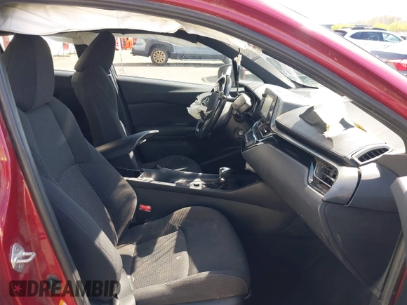 2018 Toyota C-HR XLE z VIN NMTKHMBX9JR023325, wystawiony jako IAAI lot #41926223 z przebiegiem 62 580 mil mil oraz . Historia ofert i sprzedaży dostępna na DreamBid. Obrazek 5.