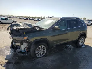2019 Jeep Cherokee Latitude with VIN 1C4PJMCX2KD288420, listed as a Copart auction lot 52967815 with 92,398 mi miles and Salvage title. Bid and sale history available at DreamBid. Image 1.