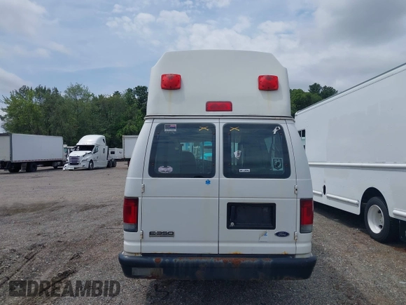 2006 Ford Econoline Cargo with VIN 1FTSS34L06DB34758, listed as a IAAI auction lot 42610913 with 108,041 mi miles and . Bid and sale history available at DreamBid. Image 16.