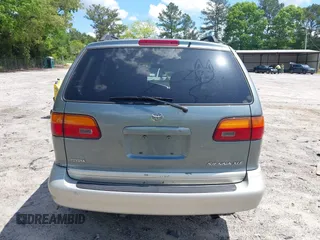 1998 Toyota Sienna LE with VIN 4T3ZF13C9WU029468, listed as a IAAI auction lot 42199057 with Not provided miles and . Bid and sale history available at DreamBid. Image 17.