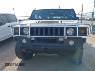 2007 Hummer H2 SUT with VIN 5GRGN22U97H111474, listed as a IAAI auction lot 41285467 with Not Provided miles. Bid and sale history available at carsss.com. Image 12.