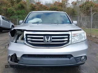 2013 Honda Pilot EX-L with VIN 5FNYF4H54DB056751, listed as a IAAI auction lot 41908873 with 146,393 mi miles. Bid and sale history available at carsss.com. Image 12.