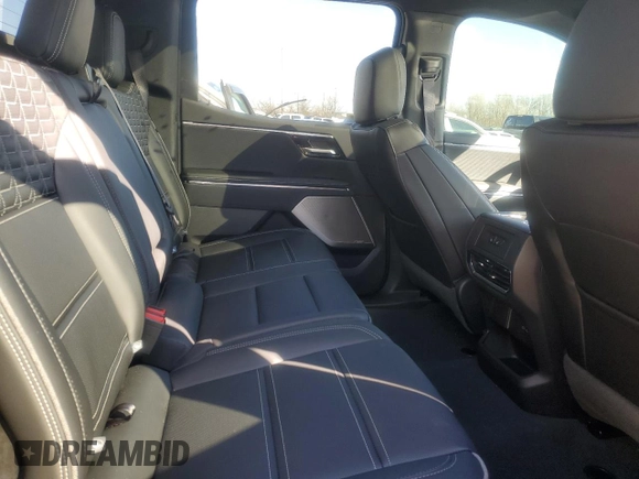 2024 GMC Sierra 1500 with VIN 1GT401EL5RU401222, listed as a Copart auction lot 43251615 with 8,806 mi miles and Salvage Title. Bid and sale history available at DreamBid. Image 10.