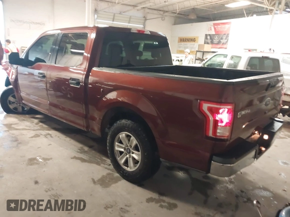 2015 Ford F-150 XLT with VIN 1FTEW1C84FKD05672, listed as a IAAI auction lot 41366154 with 119,504 mi miles and . Bid and sale history available at carsss.com. Image 3.