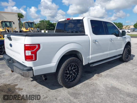 2018 Ford F-150 XL z VIN 1FTEW1CP3JFB39833, wystawiony jako IAAI lot #42798687 z przebiegiem 112 221 mil mil oraz . Historia ofert i sprzedaży dostępna na DreamBid. Obrazek 4.