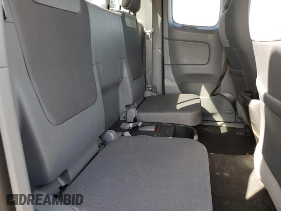2015 Toyota Tacoma with VIN 5TFUU4EN2FX141931, listed as a Copart auction lot 51776945 with 30,244 mi miles and Salvage title. Bid and sale history available at DreamBid. Image 11.