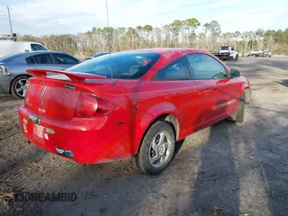 2007 Pontiac G5 with VIN 1G2AL15F777202225, listed as a IAAI auction lot 41478879 with 197,646 mi miles. Bid and sale history available at carsss.com. Image 4.