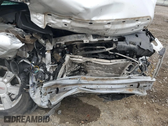 2011 GMC Terrain SLE-1 with VIN 2CTALMEC8B6444134, listed as a Copart auction lot 52831965 with Not provided miles and Salvage title. Bid and sale history available at DreamBid. Image 13.
