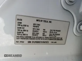 2020 Tesla Model Y Long Range z VIN 5YJYGDEE7LF047073, wystawiony jako Copart lot #51982725 z przebiegiem 182 364 mil mil oraz Szkody całkowita. Historia ofert i sprzedaży dostępna na DreamBid. Obrazek 12.