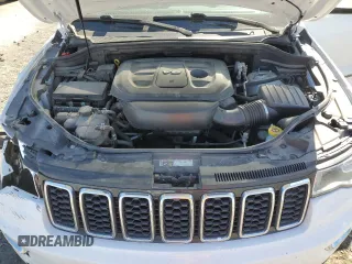 2017 Jeep Grand Cherokee Laredo z VIN 1C4RJFAG6HC618162, wystawiony jako Copart lot #56150195 z przebiegiem 133 766 mil mil oraz Szkoda całkowita • Salvage title. Historia ofert i sprzedaży dostępna na DreamBid. Obrazek 12.