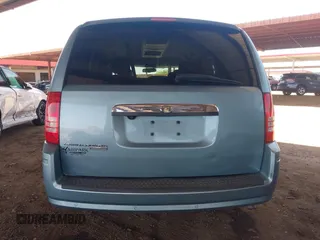 2008 Chrysler Town & Country Touring with VIN 2A8HR54P08R709647, listed as a IAAI auction lot 42452979 with 188,757 mi miles and . Bid and sale history available at DreamBid. Image 17.