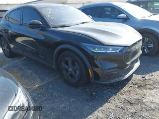 2023 Ford Mustang Mach-E Select z VIN 3FMTK1RM5PMA30178, wystawiony jako IAAI lot #42287333 z przebiegiem 61 288 mil mil oraz . Historia ofert i sprzedaży dostępna na DreamBid. Obrazek 1.