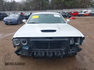 2021 Dodge Challenger GT z VIN 2C3CDZJG5MH674314, wystawiony jako IAAI lot #41593329 z przebiegiem 32 161 mil mil oraz . Historia ofert i sprzedaży dostępna na DreamBid. Obrazek 13.