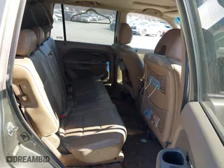 2008 Honda Pilot EX-L with VIN 5FNYF18778B052859, listed as a IAAI auction lot 41695095 with 249,207 mi miles. Bid and sale history available at carsss.com. Image 8.