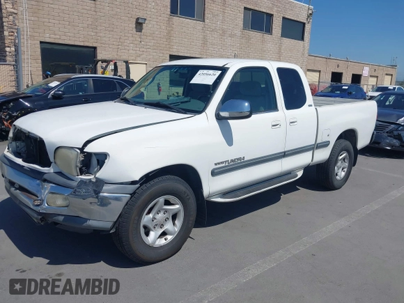 2000 Toyota Tundra SR5 with VIN 5TBRT3419YS066745, listed as a IAAI auction lot 42056620 with 248,722 mi miles and . Bid and sale history available at DreamBid. Image 18.