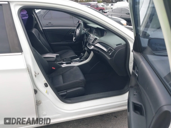 2014 Honda Accord Sedan Sport with VIN 1HGCR2F54EA068869, listed as a IAAI auction lot 42060938 with 193,522 mi miles. Bid and sale history available at carsss.com. Image 5.