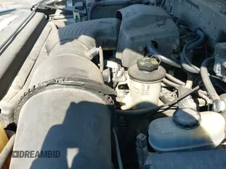 2003 Ford F-150 XLT с VIN 1FTRW08L73KD81987, выставлен на аукционе IAAI как лот 43076426 с пробегом 173 083 миль миль и . История ставок и продаж доступна на DreamBid. Изображение 19.