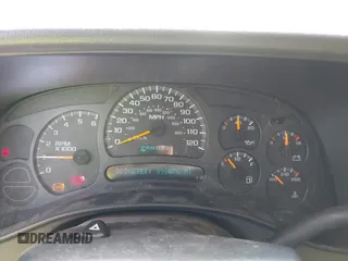 2003 Chevrolet Silverado 1500HD LS z VIN 1GCGK13U23F211313, wystawiony jako IAAI lot #42410523 z przebiegiem 396 076 mil mil oraz . Historia ofert i sprzedaży dostępna na DreamBid. Obrazek 7.