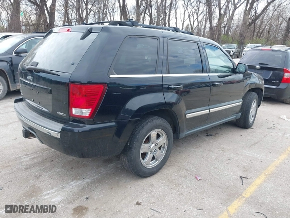 2007 Jeep Grand Cherokee Limited with VIN 1J8HR58277C634743, listed as a IAAI auction lot 41886012 with 197,209 mi miles. Bid and sale history available at carsss.com. Image 4.