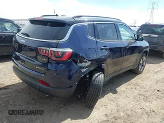 2018 Jeep Compass Limited with VIN 3C4NJDCB5JT259434, listed as a IAAI auction lot 41855772 with 57,333 mi miles. Bid and sale history available at carsss.com. Image 4.
