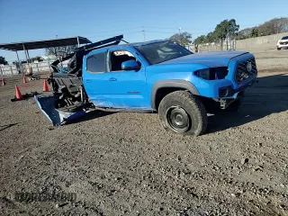2020 Toyota Tacoma SR5 z VIN 3TMCZ5AN6LM310164, wystawiony jako Copart lot #47098995 z przebiegiem 18 285 mil mil oraz Szkoda całkowita • Salvage title. Historia ofert i sprzedaży dostępna na DreamBid. Obrazek 11.