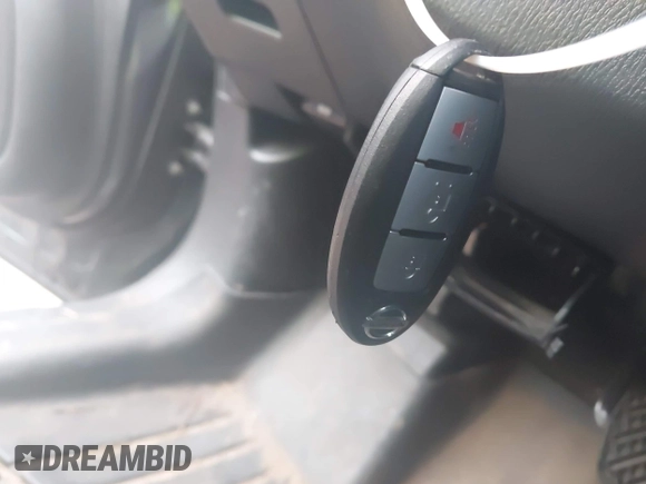 2019 Nissan Pathfinder SV with VIN 5N1DR2MN5KC633714, listed as a IAAI auction lot 42693523 with 123,674 mi miles and . Bid and sale history available at DreamBid. Image 11.