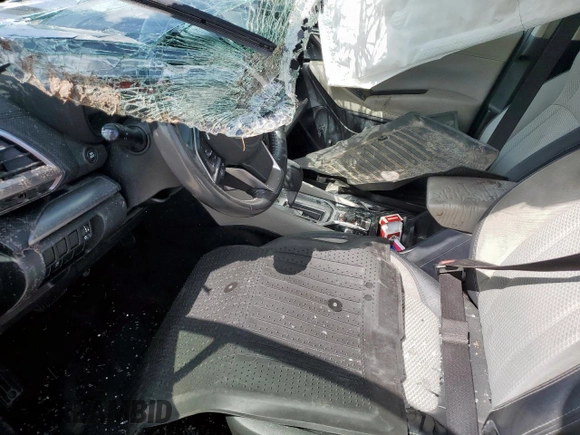 2019 Subaru Forester Premium with VIN JF2SKAEC3KH431370, listed as a Copart auction lot 61427485 with 87,642 mi miles and Salvage title. Bid and sale history available at DreamBid. Image 7.