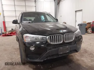 2015 BMW X3 xDrive28i z VIN 5UXWX9C56F0D46128, wystawiony jako IAAI lot #41840698 z przebiegiem 125 353 mil mil oraz . Historia ofert i sprzedaży dostępna na DreamBid. Obrazek 6.