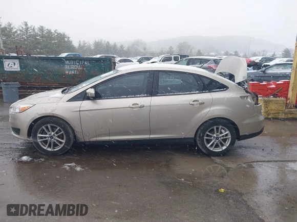 2018 Ford Focus SE with VIN 1FADP3F25JL221767, listed as a IAAI auction lot 40899255 with 78,354 mi miles. Bid and sale history available at carsss.com. Image 15.