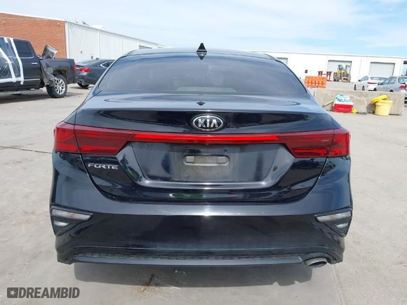 2019 Kia Forte LXS with VIN 3KPF24AD6KE120442, listed as a IAAI auction lot 41800502 with 75,583 mi miles. Bid and sale history available at carsss.com. Image 17.