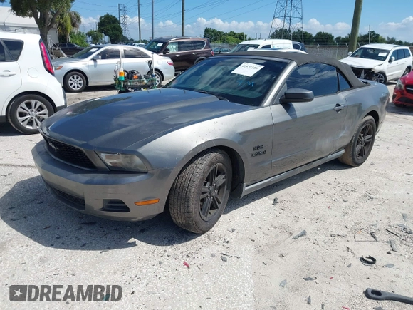 2011 Ford Mustang V6 with VIN 1ZVBP8EM3B5129187, listed as a IAAI auction lot 42555189 with 199,261 mi miles and . Bid and sale history available at DreamBid. Image 19.