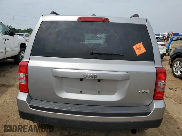 2015 Jeep Patriot High Altitude z VIN 1C4NJPFA8FD296253, wystawiony jako Copart lot #60509905 z przebiegiem Nie podano mil oraz Czysty tytuł • Clean title. Historia ofert i sprzedaży dostępna na DreamBid. Obrazek 6.