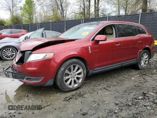 2014 Lincoln MKT EcoBoost z VIN 2LMHJ5ATXEBL52322, wystawiony jako Copart lot #53305275 z przebiegiem 166 195 mil mil oraz Nie do naprawy • Non repairable. Historia ofert i sprzedaży dostępna na DreamBid. Obrazek 1.
