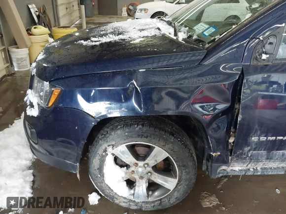 2017 Jeep Compass High Altitude with VIN 1C4NJDEB0HD176846, listed as a IAAI auction lot 41573968 with 94,123 mi miles and . Bid and sale history available at DreamBid. Image 6.
