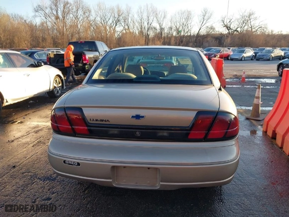 1999 Chevrolet Lumina with VIN 2G1WL52M2X9140025, listed as a IAAI auction lot 41073789 with 178,419 mi miles. Bid and sale history available at carsss.com. Image 16.