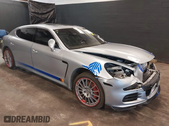 2014 Porsche Panamera 4S Executive with VIN WP0BB2A77EL062088, listed as a IAAI auction lot 41696130 with 105,177 mi miles and . Bid and sale history available at DreamBid. Image 1.