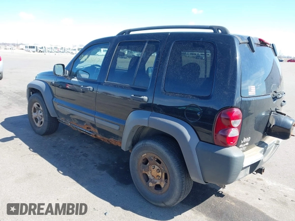 2005 Jeep Liberty Sport with VIN 1J4GL48K35W599784, listed as a IAAI auction lot 41886847 with 174,943 mi miles and . Bid and sale history available at DreamBid. Image 3.