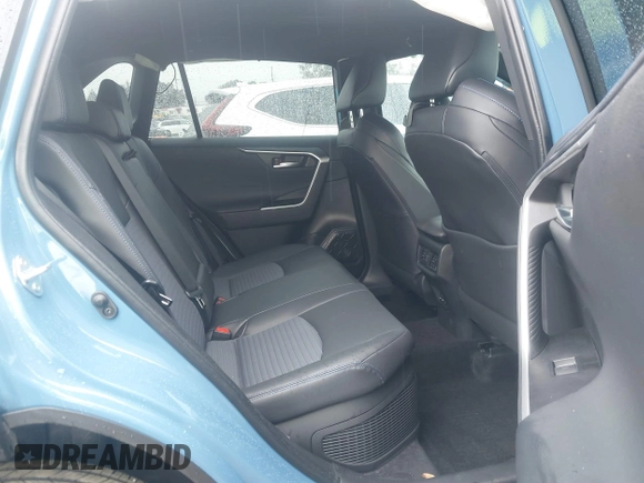 2024 Toyota RAV4 Hybrid XSE with VIN 4T3E6RFV6RU165085, listed as a IAAI auction lot 41730022 with 5,368 mi miles. Bid and sale history available at carsss.com. Image 8.