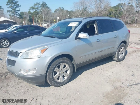 2011 Chevrolet Traverse LT w/1LT with VIN 1GNKRGED1BJ314523, listed as a IAAI auction lot 41657149 with 150,696 mi miles. Bid and sale history available at carsss.com. Image 2.