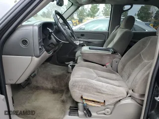 2004 Chevrolet Tahoe LS with VIN 1GNEC13T54R305561, listed as a Copart auction lot 49287825 with 271,576 mi miles and Salvage Title. Bid and sale history available at carsss.com. Image 7.