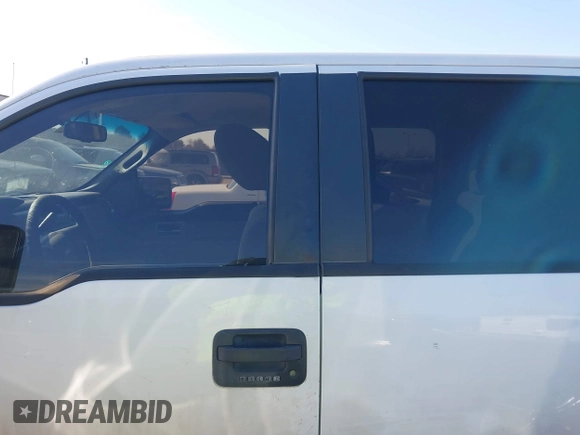 2009 Ford F-150 XL with VIN 1FTPW12V39KA70475, listed as a IAAI auction lot 41695200 with 249,666 mi miles. Bid and sale history available at carsss.com. Image 14.