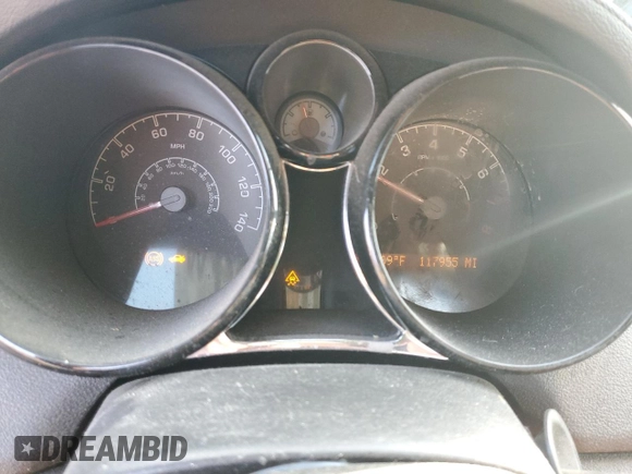 2008 Saturn Sky z VIN 1G8MC35BX8Y132825, wystawiony jako Copart lot #81708484 z przebiegiem 117 955 mil mil oraz Czysty tytuł • Clean title. Historia ofert i sprzedaży dostępna na DreamBid. Obrazek 9.