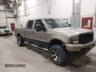 2003 Ford Super Duty F-250 XL with VIN 1FTNW21P53ED36570, listed as a IAAI auction lot 41624147 with 229,208 mi miles. Bid and sale history available at carsss.com. Image 1.